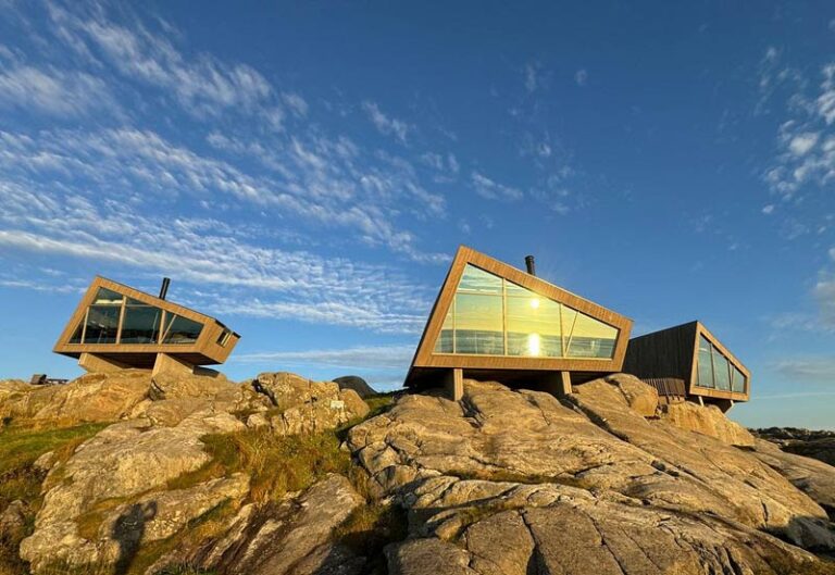 Reflections at Panoramahyttene. Photo: Ida K. Vollum